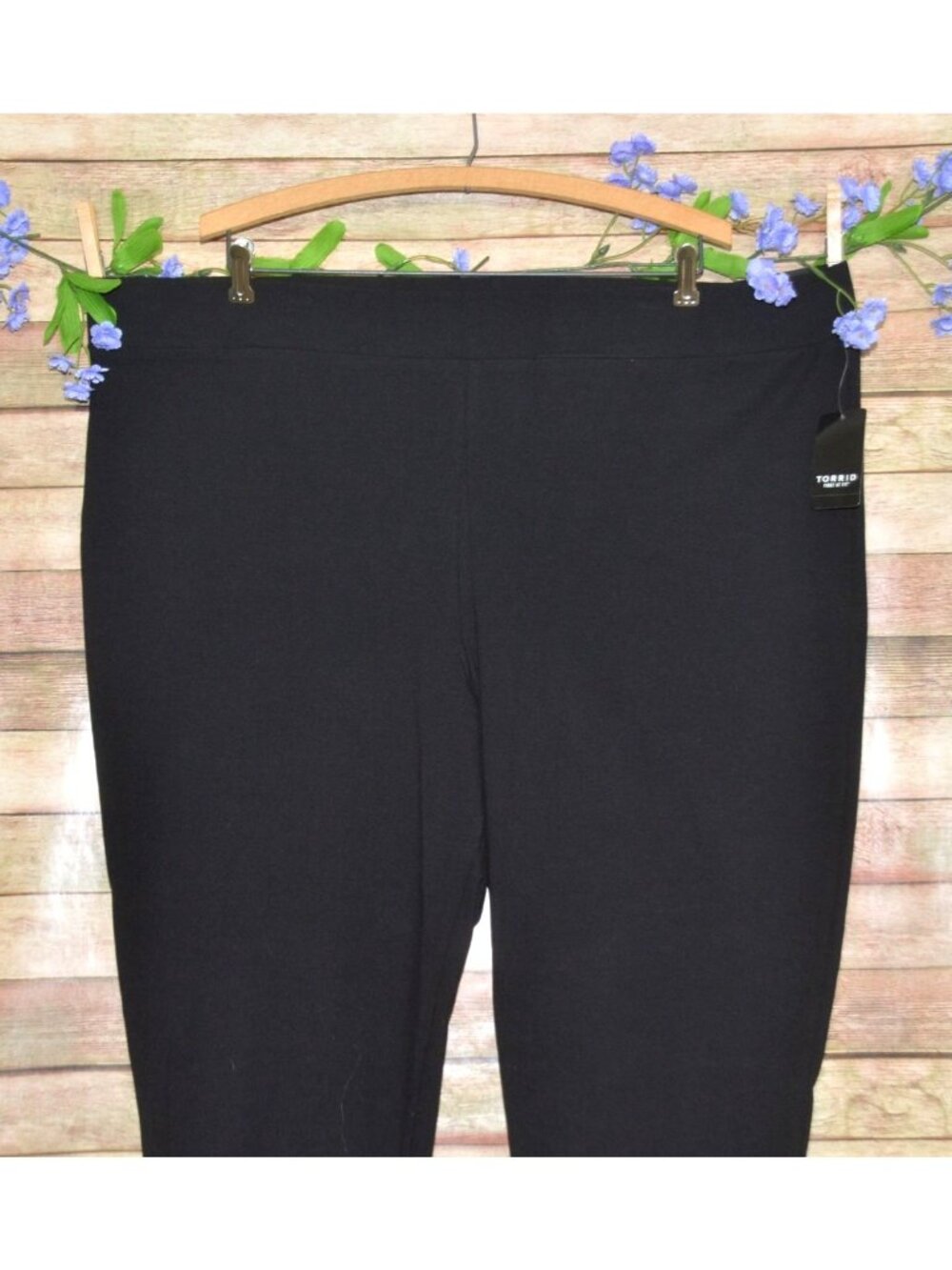NWT Torrid 5 Black Full Length Signature Waist Stirrup Legging Size 5X Comfort - Picture 4 of 10
